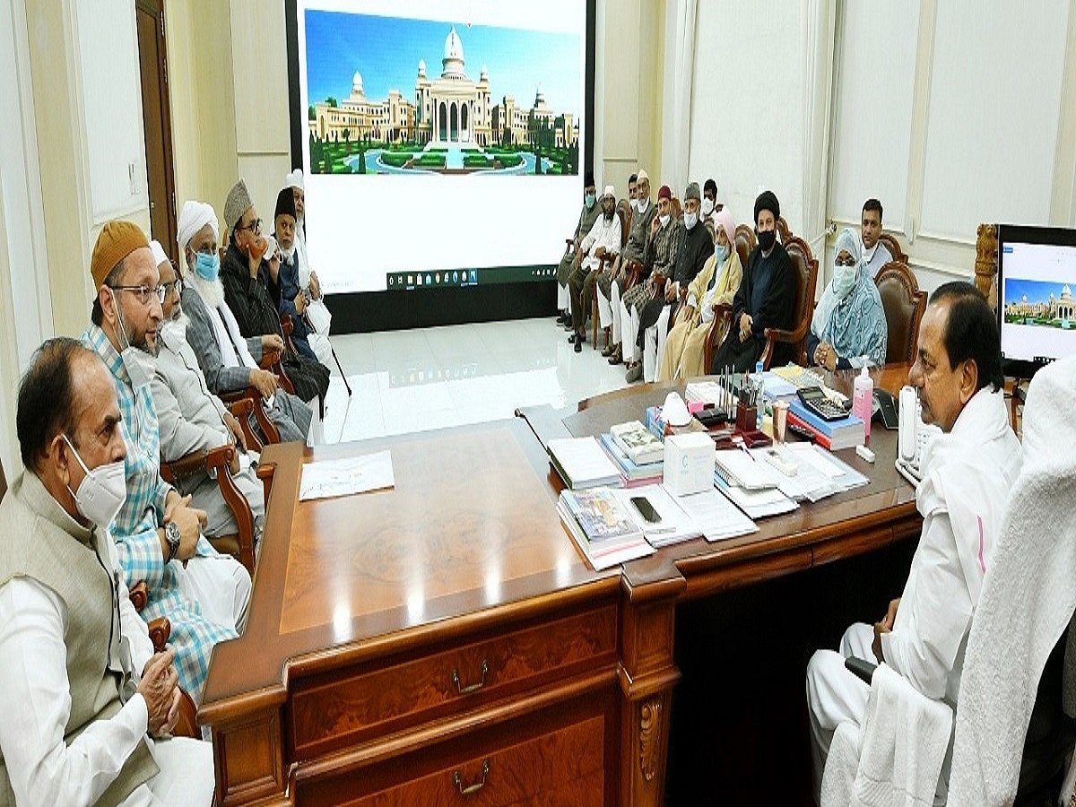 Telangana to rebuild demolished mosques, temple at state secretariat