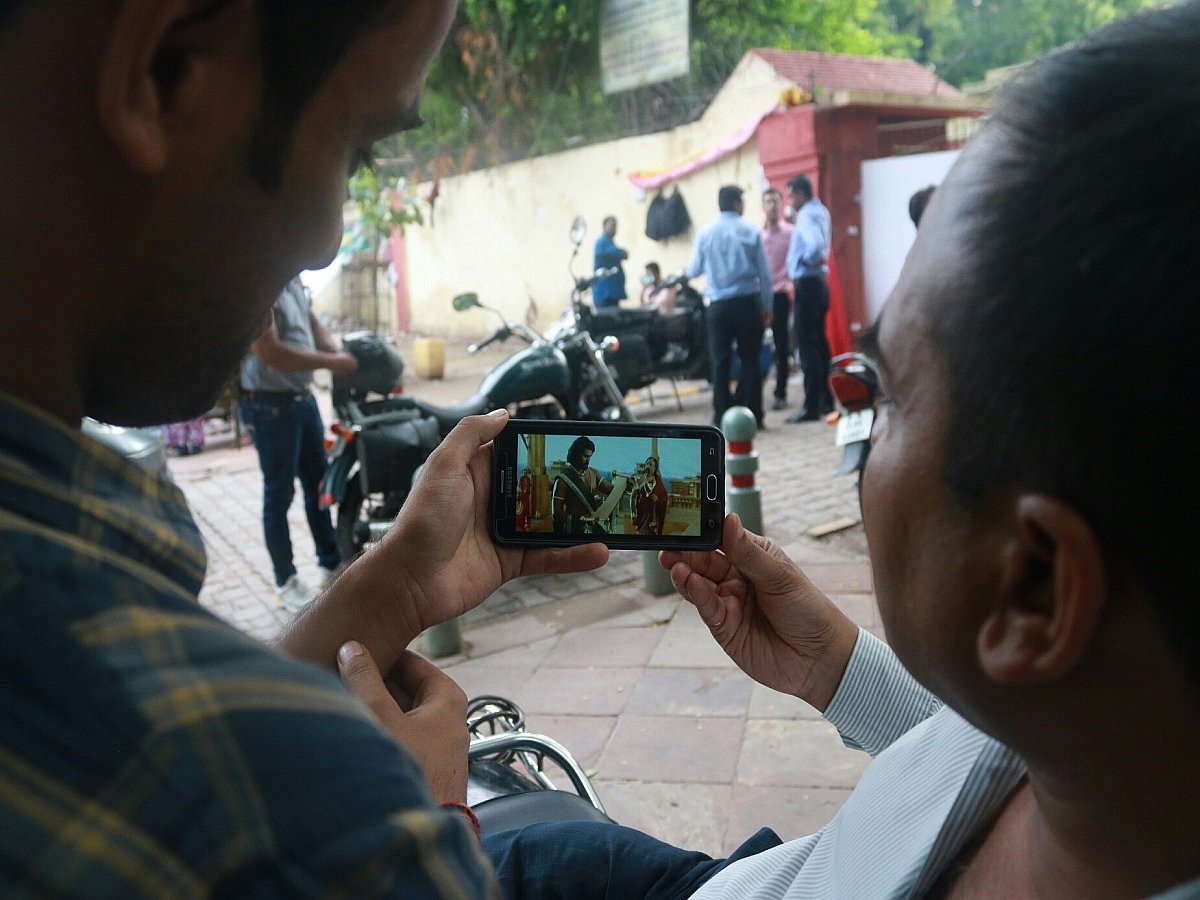 ‘4 in 5 friends rely on digital communication to stay connected in India’