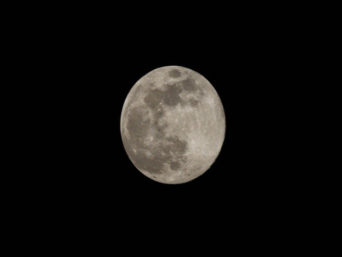 Nokia wins NASA contract to put 4G network on moon