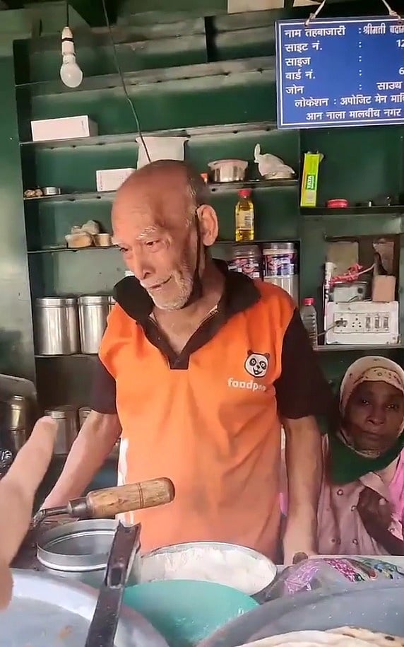 #BabaKaDhaba trends as Bollywood urges fans to help struggling elderly food stall owners  