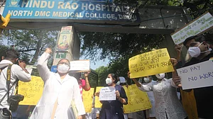 Hindu Rao docs go on ‘symbolic indefinite strike’ over non-payment of salary