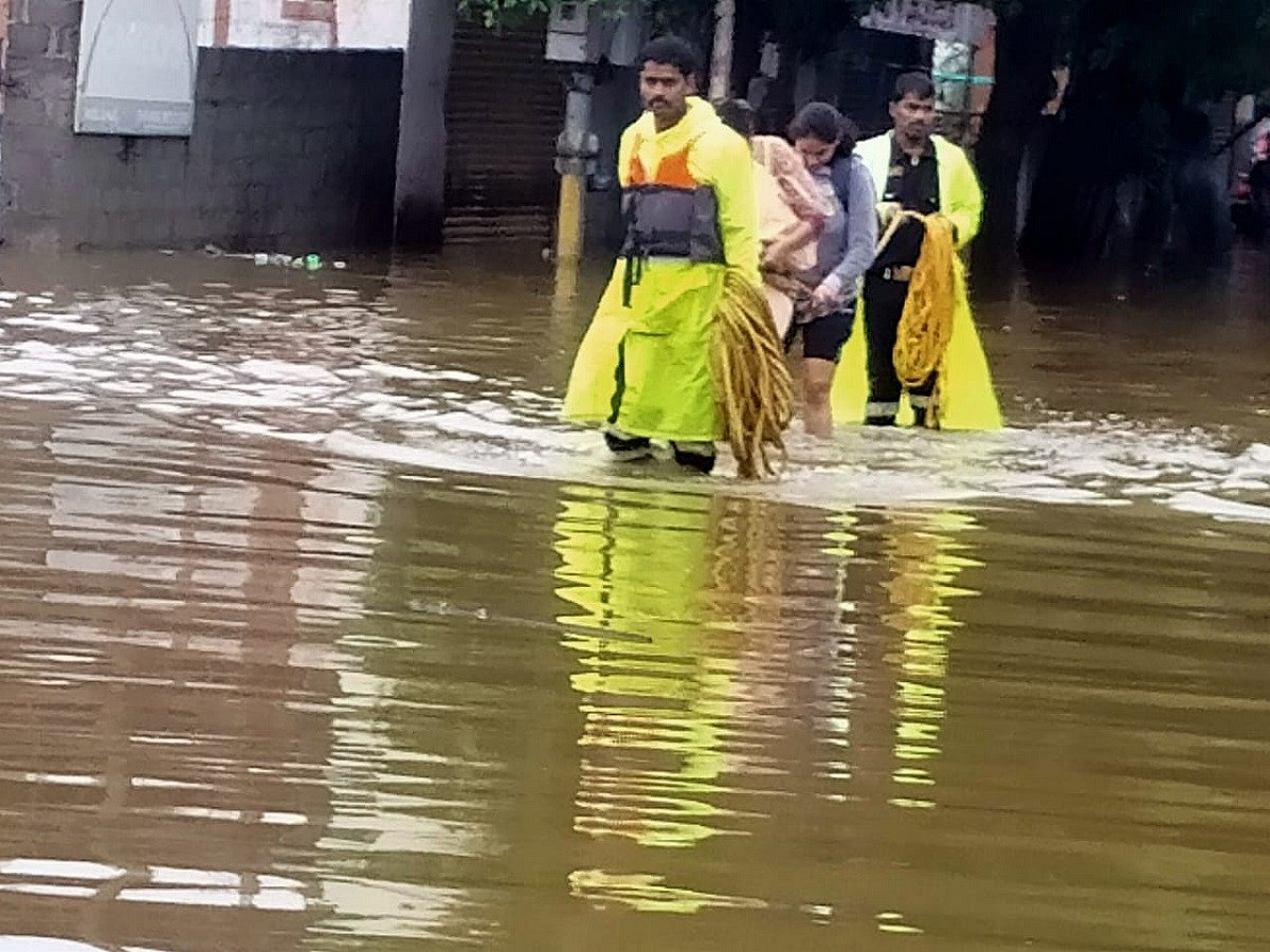 Two-day holiday for rain-battered Greater Hyderabad residents