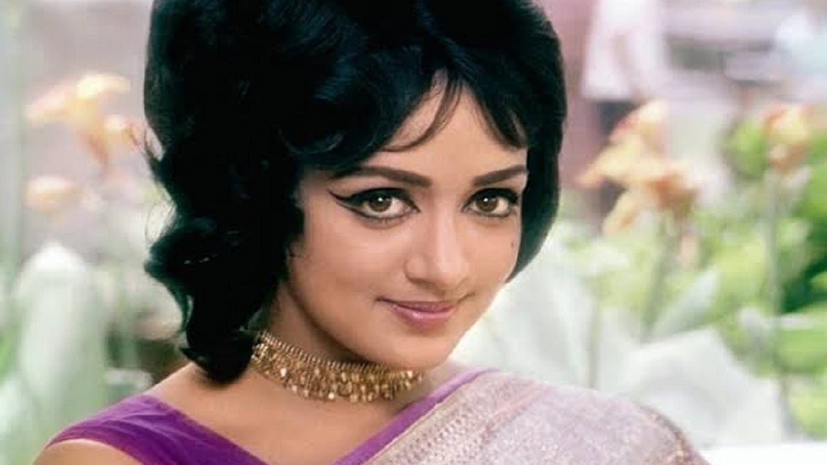 Bollywood actress Hema Malini (Photo Courtesy: Twitter/ @filmyguftgu)