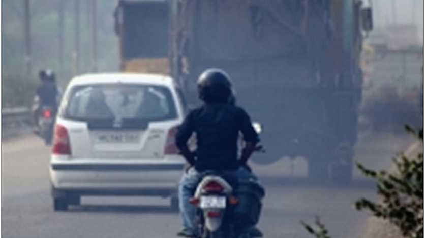 Don’t blame Punjab farmers for the ‘filthy air’ in Delhi ! Look inwards