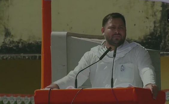 Vote out the corrupt, give youth a chance in Bihar: Tejashwi Yadav 