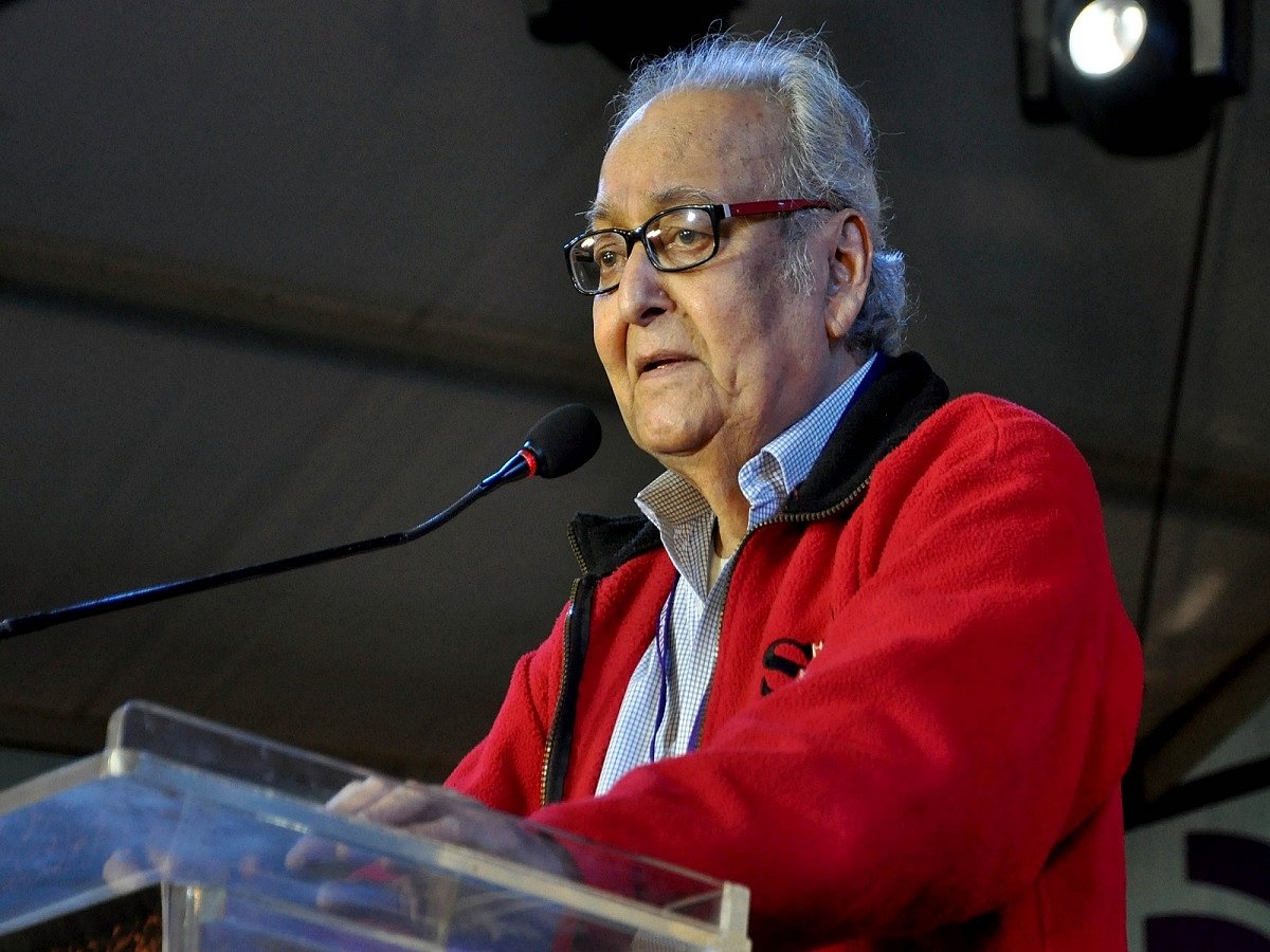 Soumitra Chatterjee put on ventilator support, condition worsens