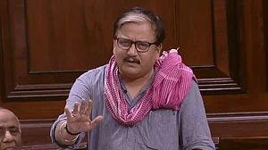 Stealing of EVMs: RS MP Manoj Jha reminds EC of constitutional duties; says “signal about death of democracy”