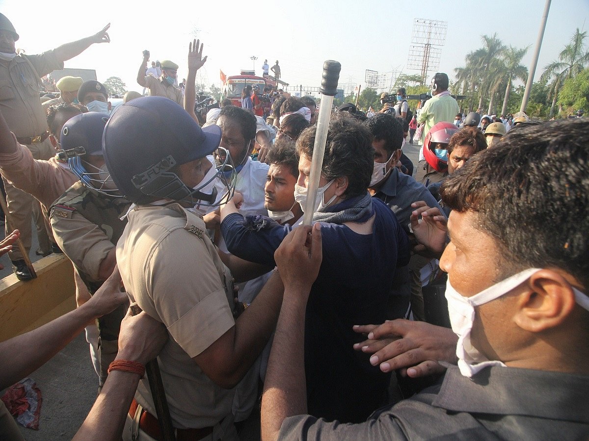 Now, Maha BJP leader slams UP police for manhandling Priyanka