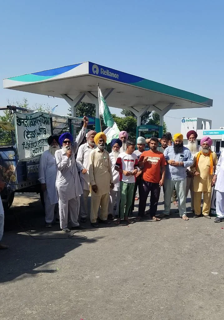 Protests against farm laws take anti-Ambani, anti-Adani turn in Punjab