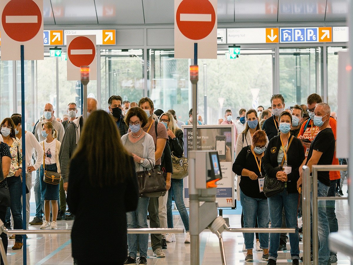Global COVID-19 cases surpass 74 million: Johns Hopkins