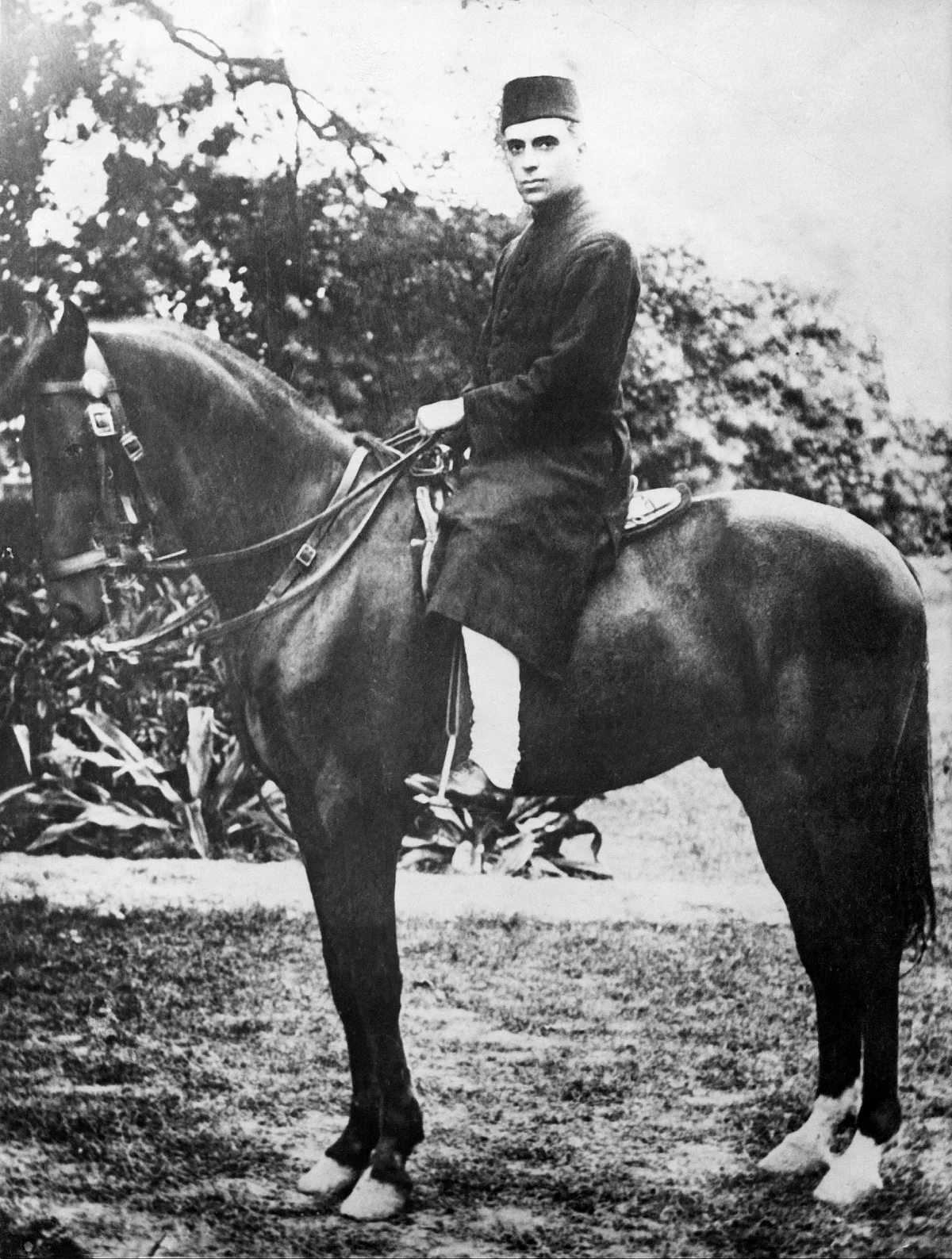 Pandit Jawaharlal NEHRU on horseback in the 1930’s. (Photo by Keystone-France/Gamma-Keystone via Getty Images)