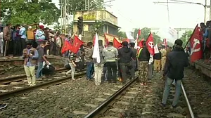Over 25 cr workers join nationwide strike; agitation affects normal life in many states: Trade unions