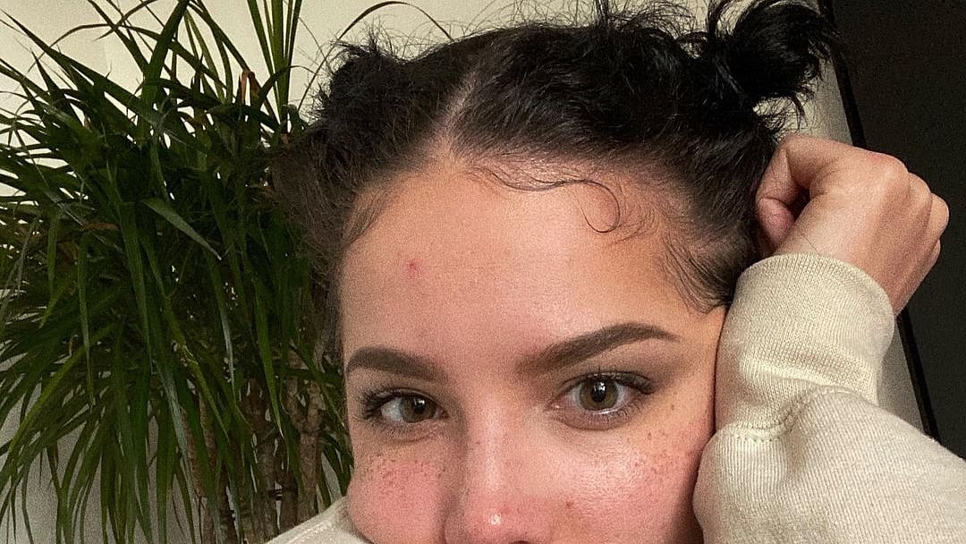 Halsey slams Grammys, calls for transparency