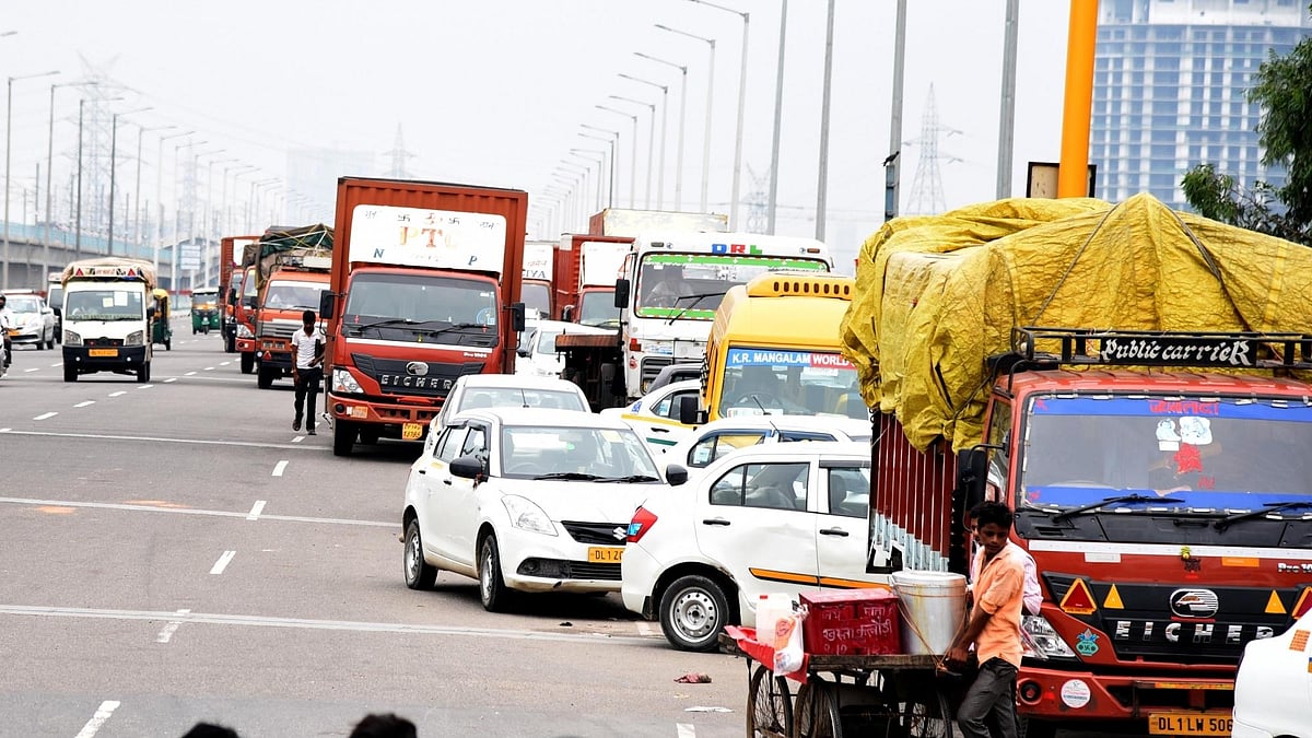 Commercial Vehicles segment outlook remains negative, FY21 volumes to drop: ICRA Ratings