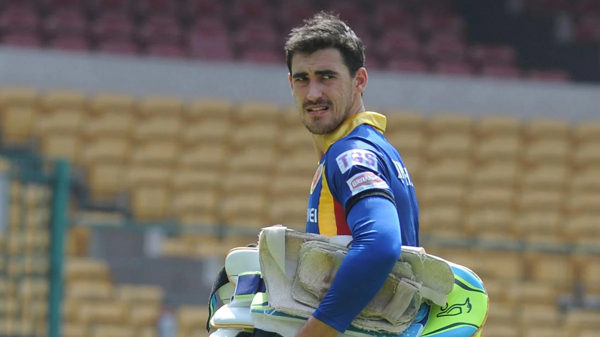 How long can you stay in hubs for: Starc on living in bio-bubbles