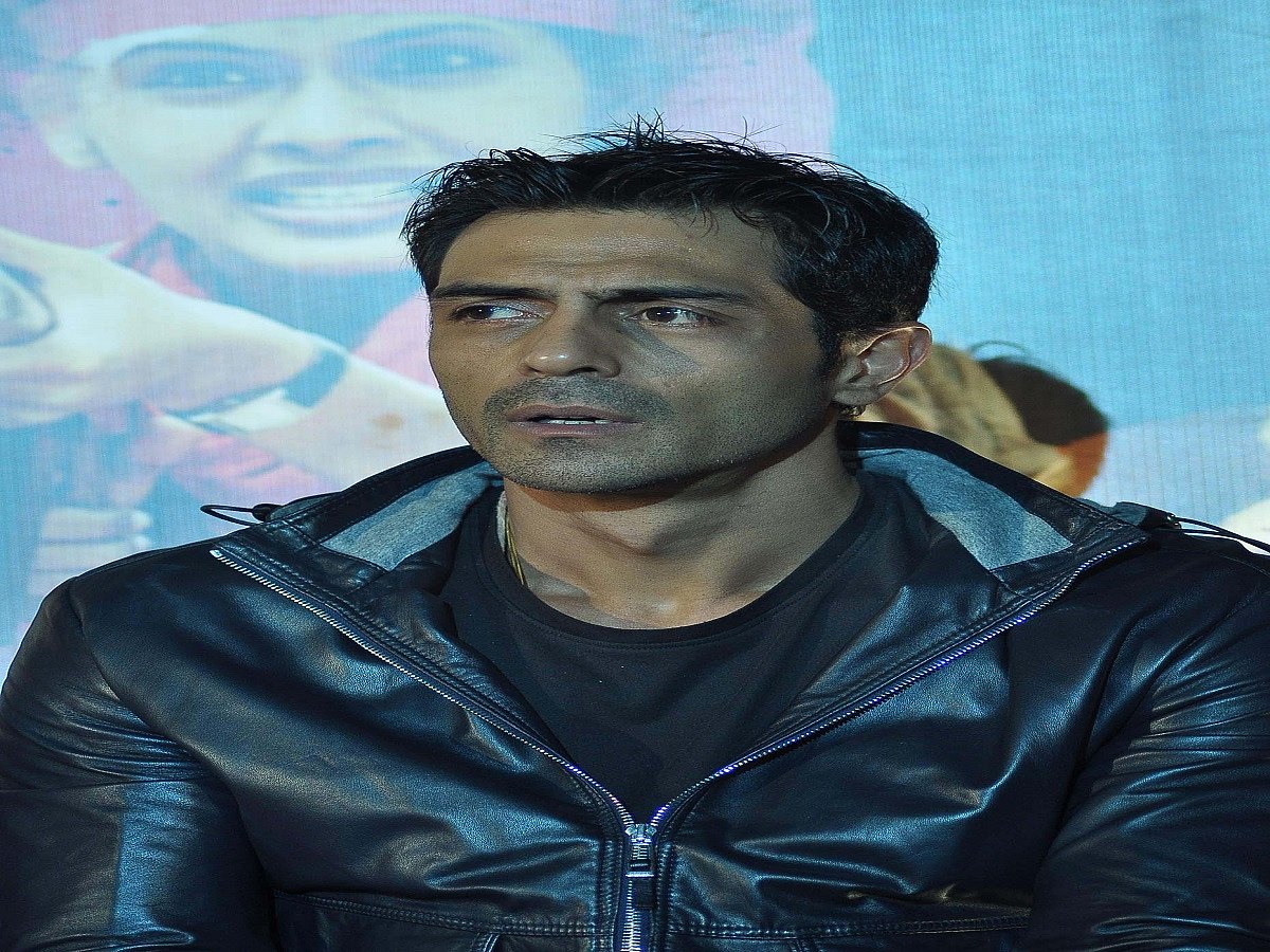 Actor Arjun Rampal at NCB office for questioning in drugs related case