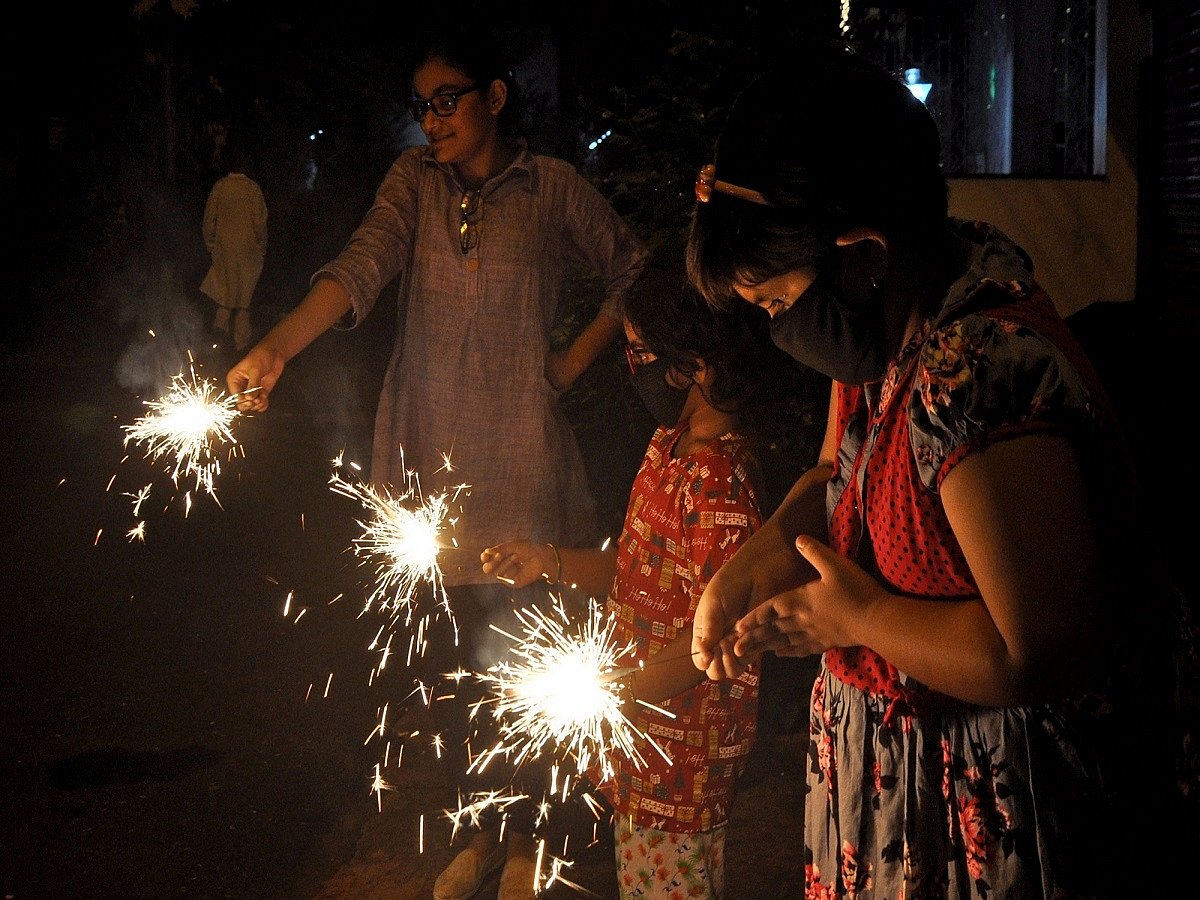 Ban on firecrackers will help protect vulnerable groups, say health experts