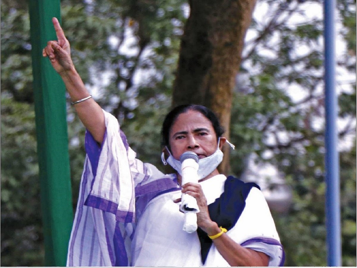 Mamata writes to non-BJP leaders, calls for united struggle against BJP’s attacks on democracy, Constitution