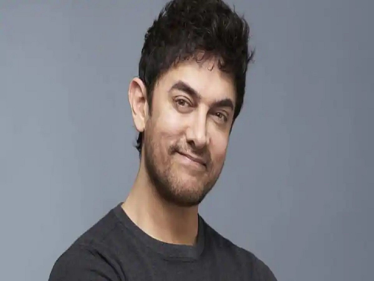 Aamir Khan  shoots a special song for long-time friend Amin Hajee