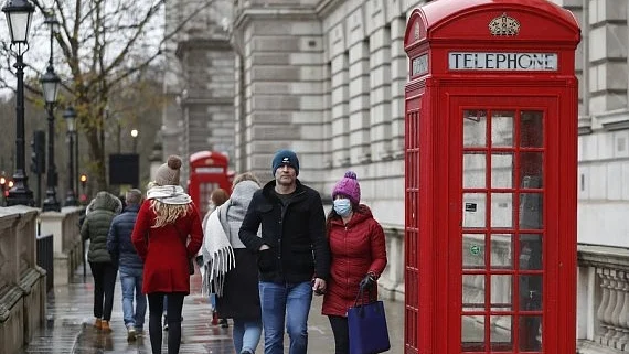 London to move to highest alert as new coronavirus variant identified in UK