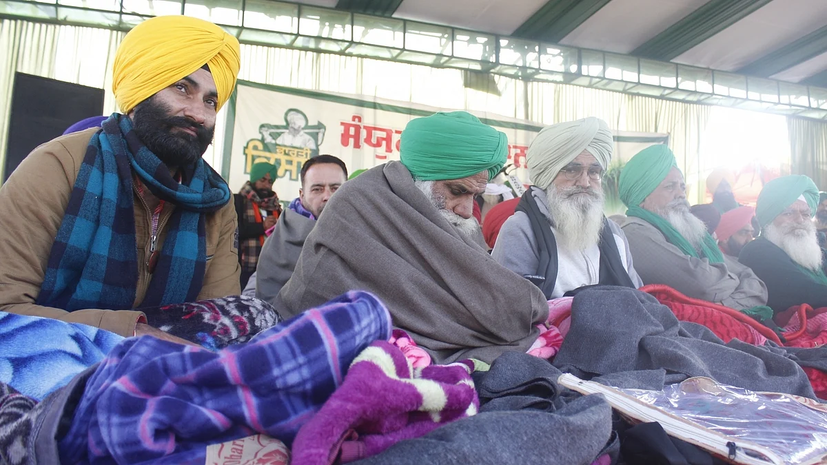 Farmers at the Singhu border (IANS photo)