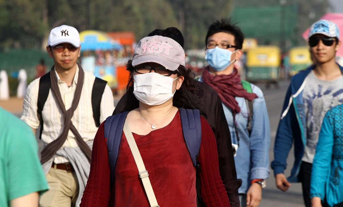 Gwalior: People without face masks to write essay on COVID