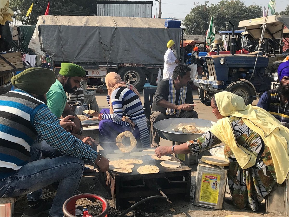 Ground report: It’s a city of caravans at the Singhu border