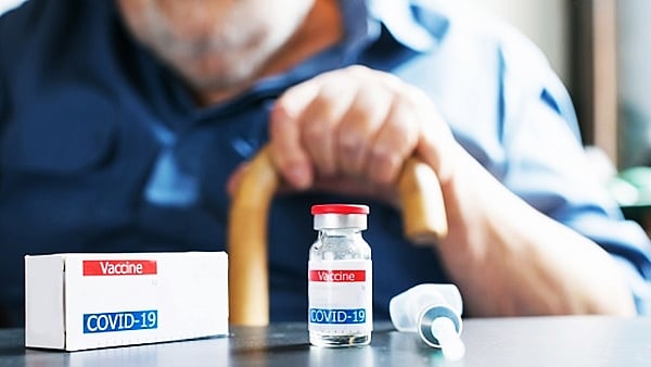 Fake COVID-19 vaccines, remedies flooding dark web: Report