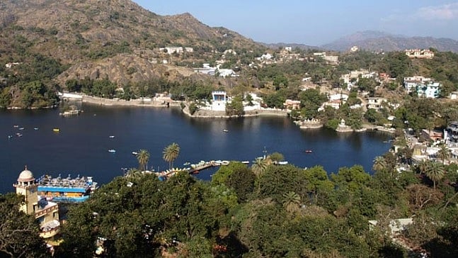 Rajasthan: Mount Abu shivers at 1.4 degrees