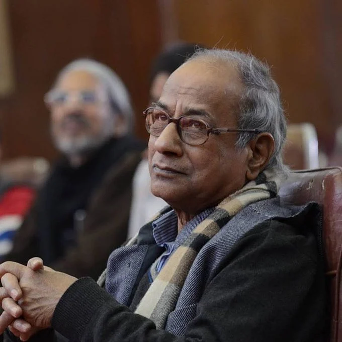 Manglesh Dabral (Photo courtesy: Twitter)