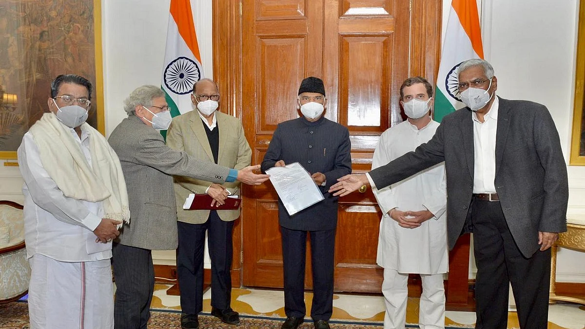 Talks between govt, farmers deadlocked; led by Congress, Opp leaders meet President, seek repeal of laws