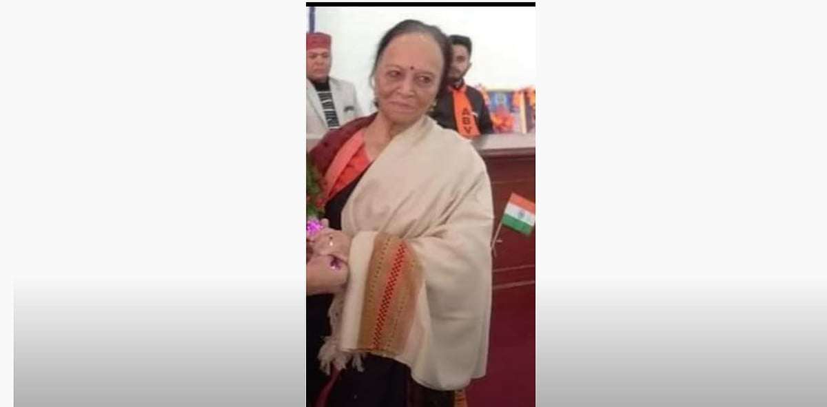 Former HP chief minister Shanta Kumar’s wife succumbs to COVID-19