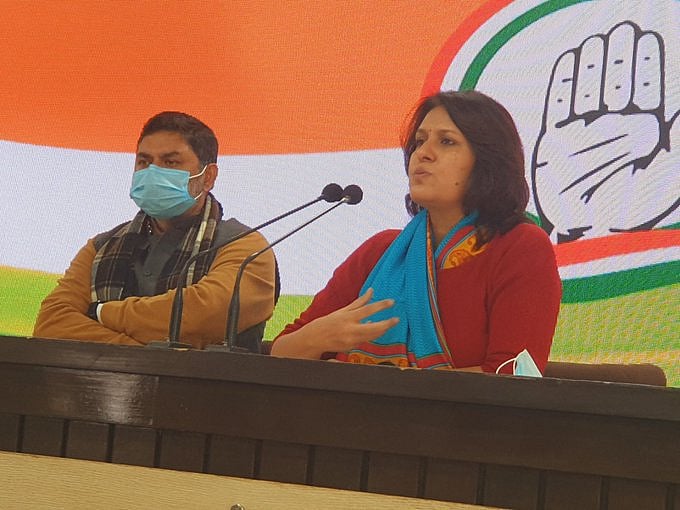 Congress demands rollback in hike of price of LPG cylinders
