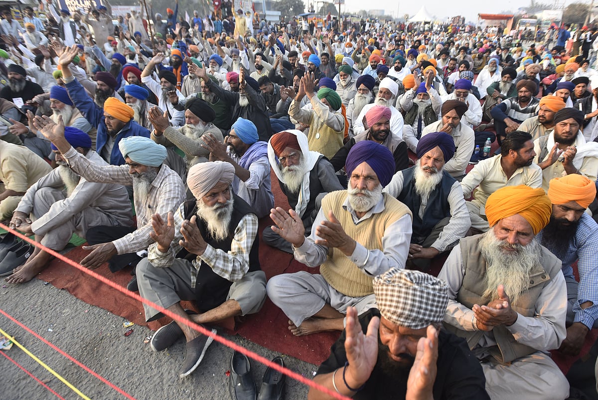 Stop holding parallel talks with other farmer bodies: Protesting farmer unions to govt