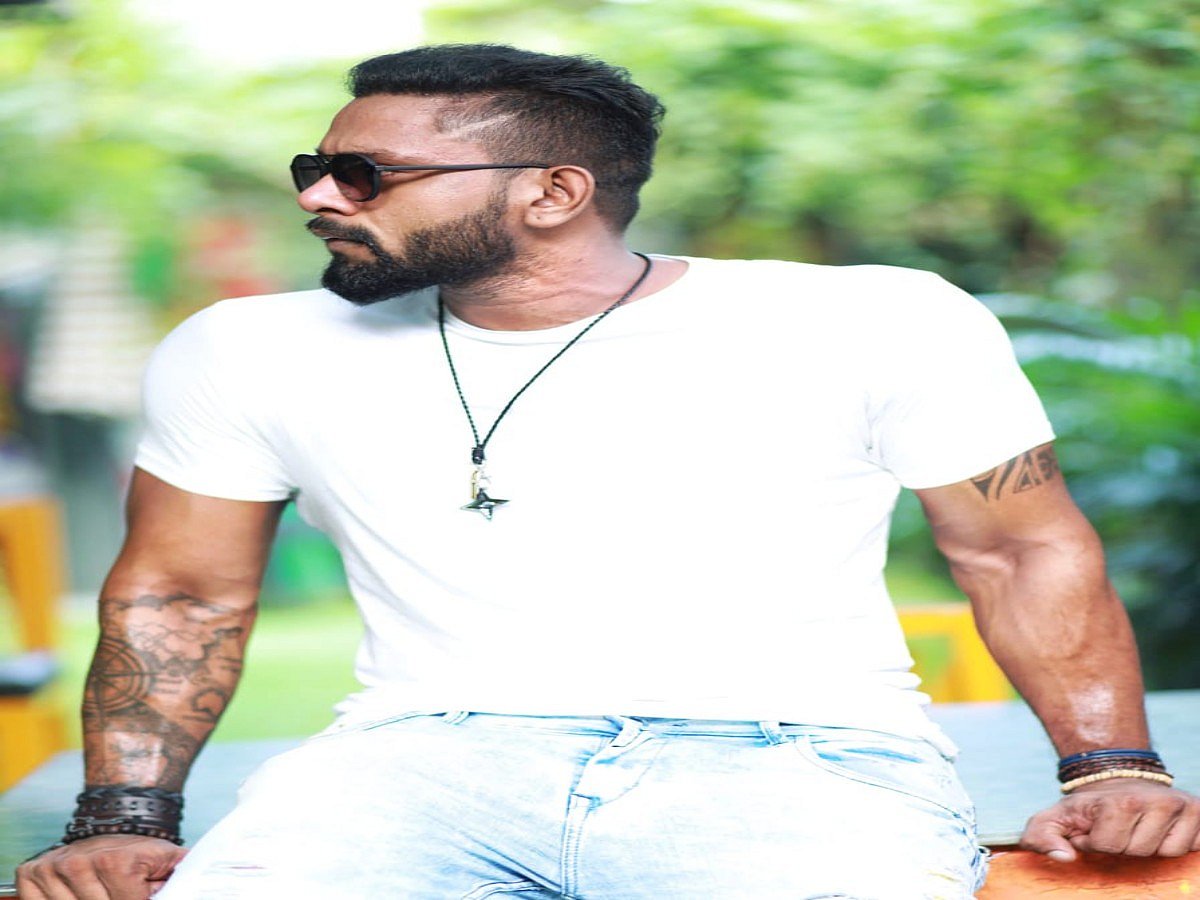 Next year is going to be a blast for me, says dancer, choreographer Suresh Mukund  