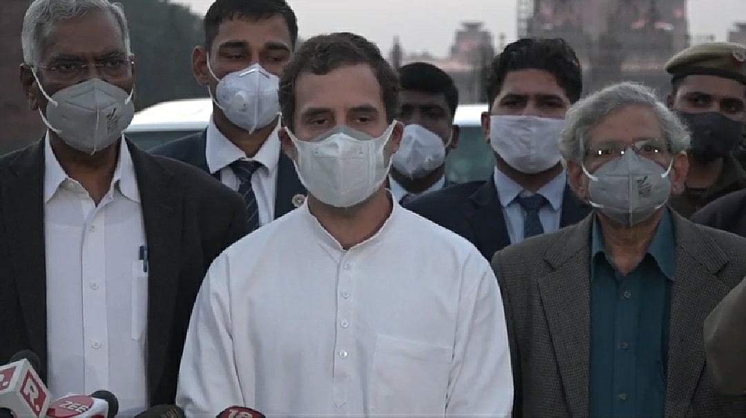 Talks between govt, farmers deadlocked; led by Congress, Opp leaders meet President, seek repeal of laws