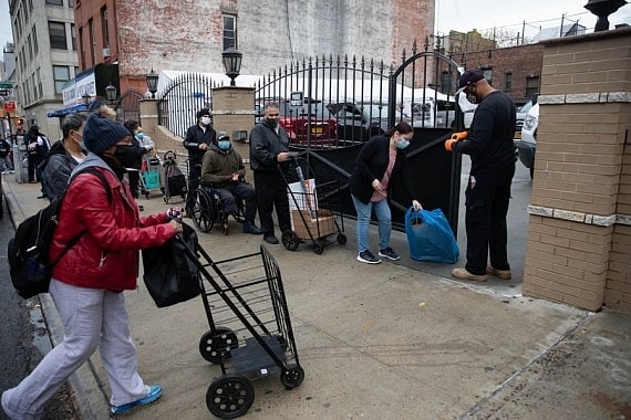 US weekly jobless claims rise to highest level
