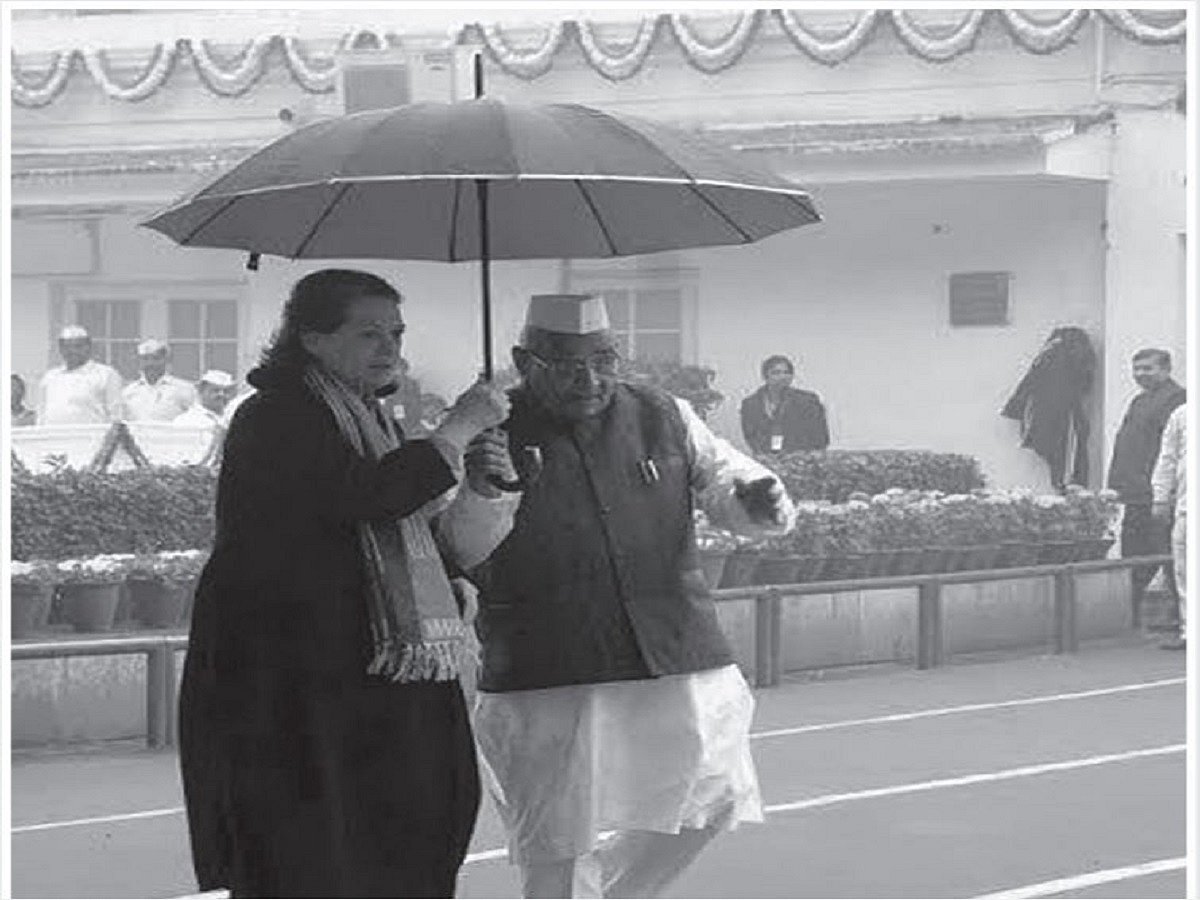 Sonia Gandhi’s tribute to late Motilal Vora: ‘You will be greatly missed Vora ji’  