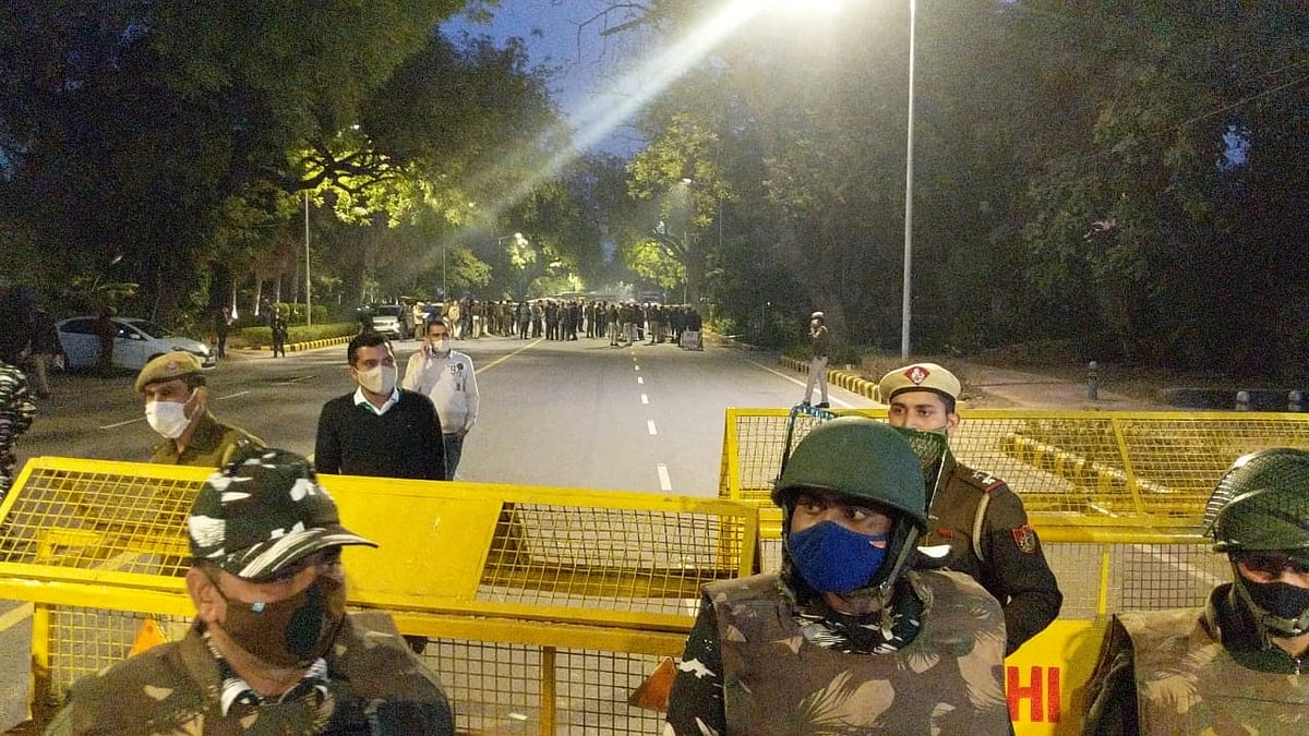 Delhi blast: CCTV shows cab at site, letter warns of ‘trailer’