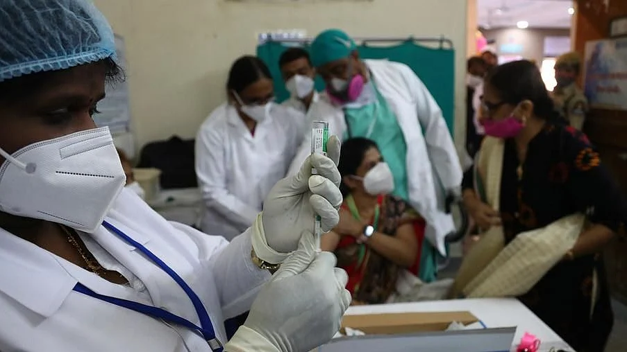 In a first, Ludhiana to vaccinate scribes, staff of banks, judiciary