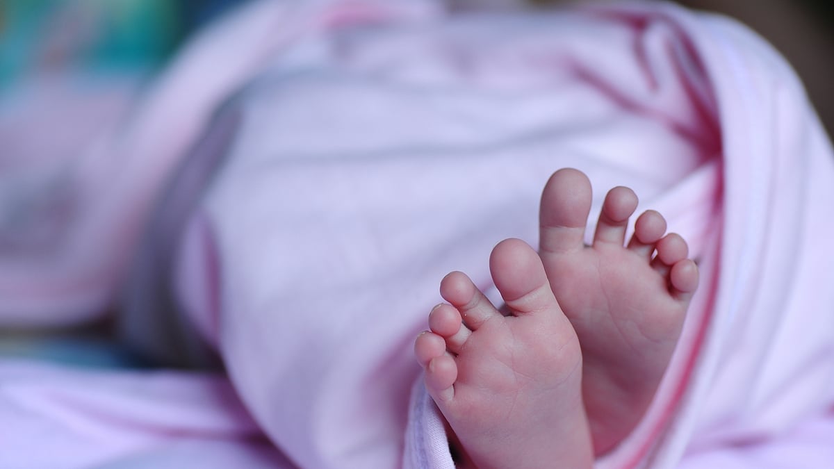 Fire:3 infants died of burns, 7 suffocated, says Maharashtra minister