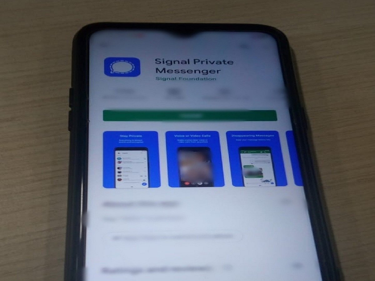 Signal ‘copies’ several WhatsApp features amid new user surge