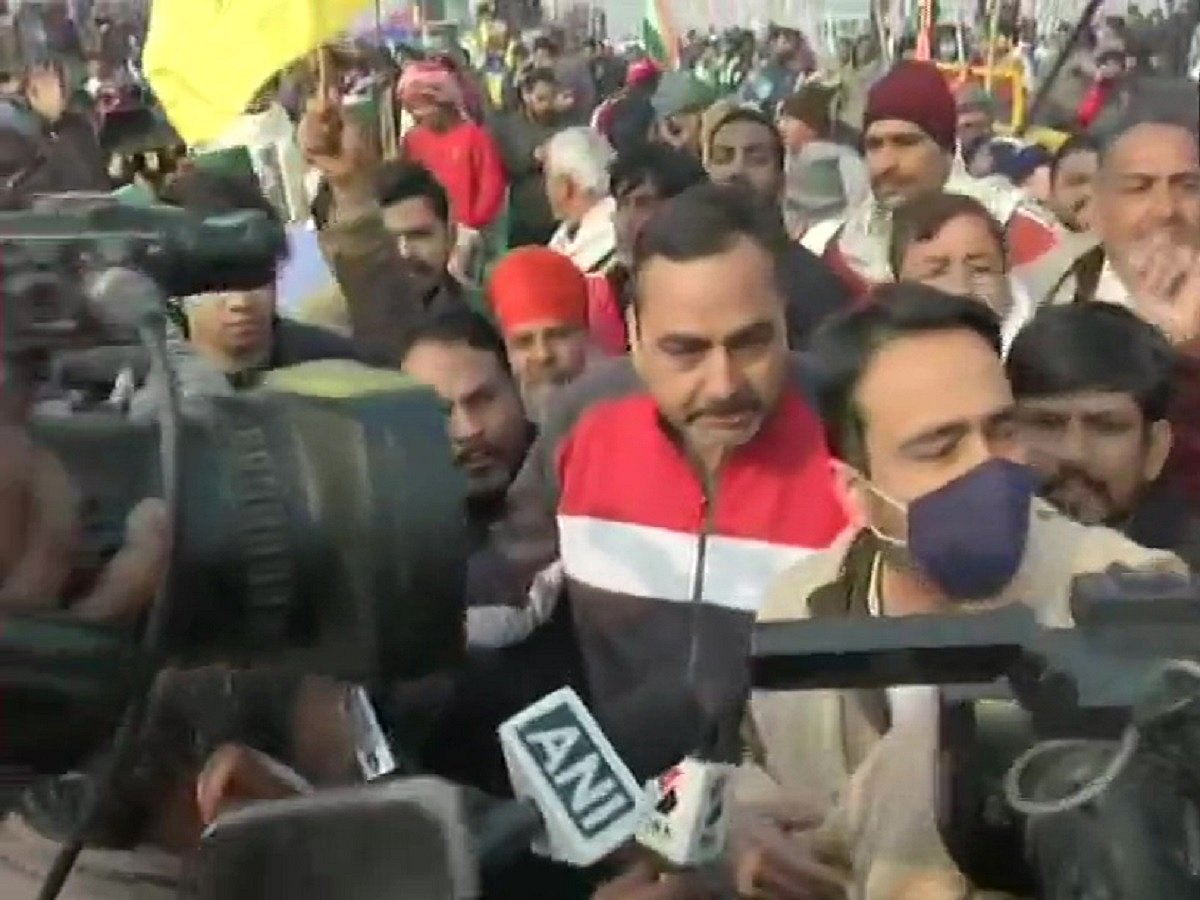 RLD chief extends support to BKU leaders following UP Police attempt to clear out protest site at Ghazipur
