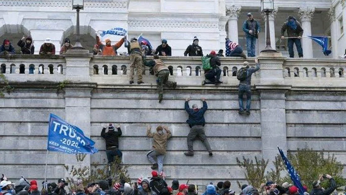 FBI has opened more than 160 investigations against Capitol Hill rioters: Officials