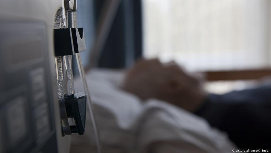 Representative image of a patient in a hospital (photo: DW)