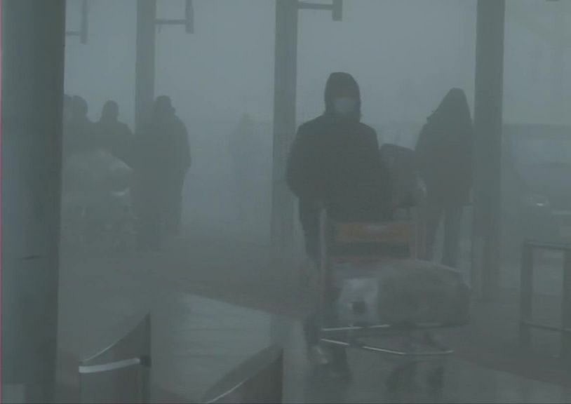 ‘Very dense’ fog lowers visibility to zero meters in Delhi, traffic movement hit