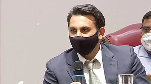 Plea in HC seeks Z-plus security for SII CEO Adar Poonawalla