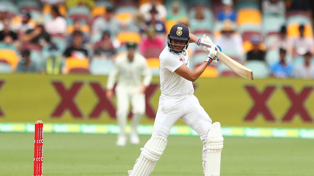 Gill fifty takes India to 83/1 at lunch on day five