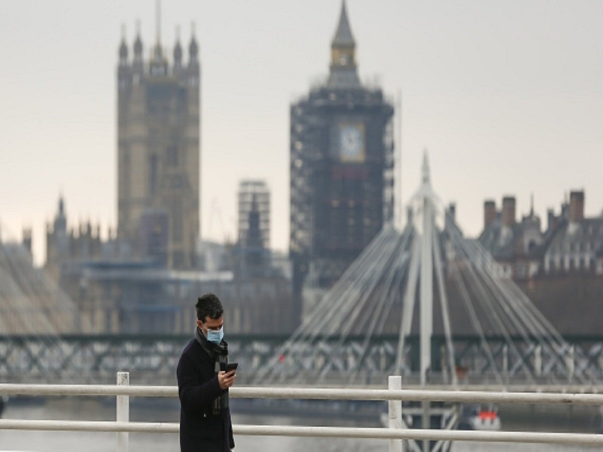 Loss of smell most relevant sign of COVID: Study