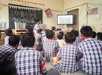Offline teaching for Classes 9, 11 in Gujarat from February 1  